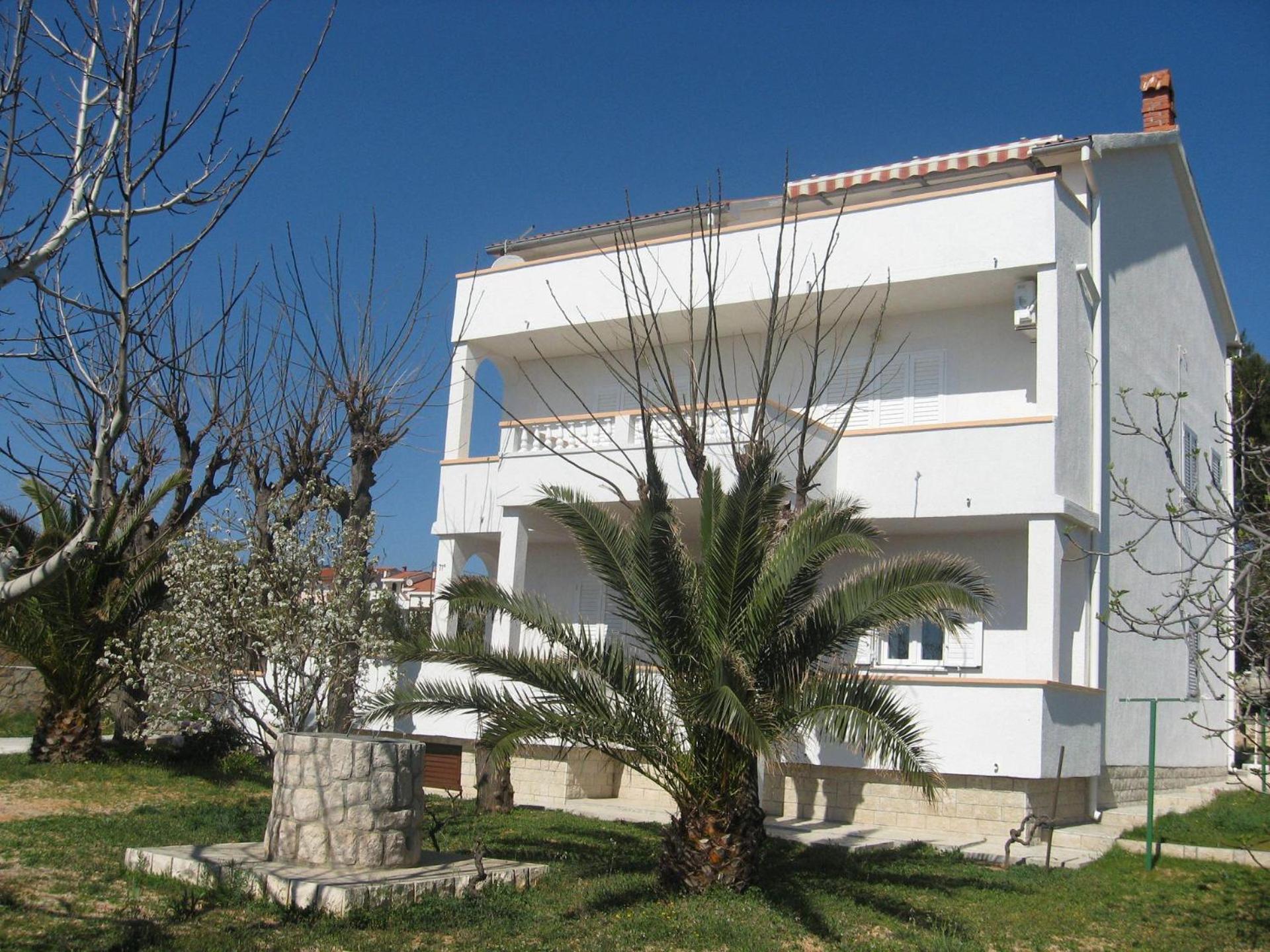 Apartments Frane-20M From Beach Barbat na Rabu Экстерьер фото